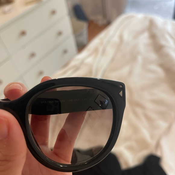 Authentic Prada sunglasses - Picture 7 of 7